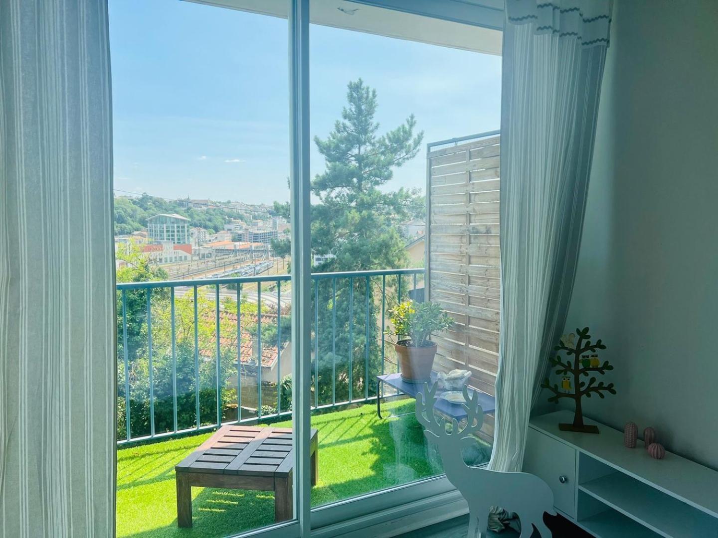 Le Retro - Splendide Appartement Poitiers Ngoại thất bức ảnh